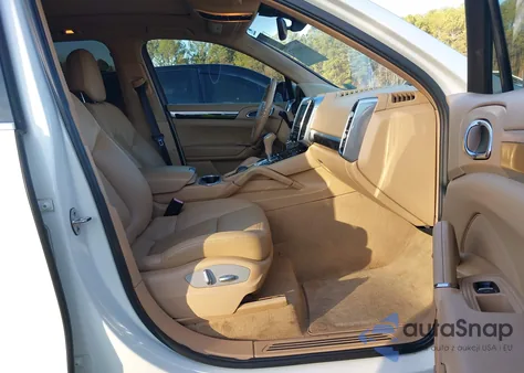 2012 Porsche Cayenne из США, поврежденный, VIN WP1AA2A23CLA02338